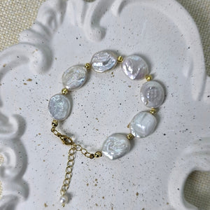 Handcrafted luxury pearl bracelet for women