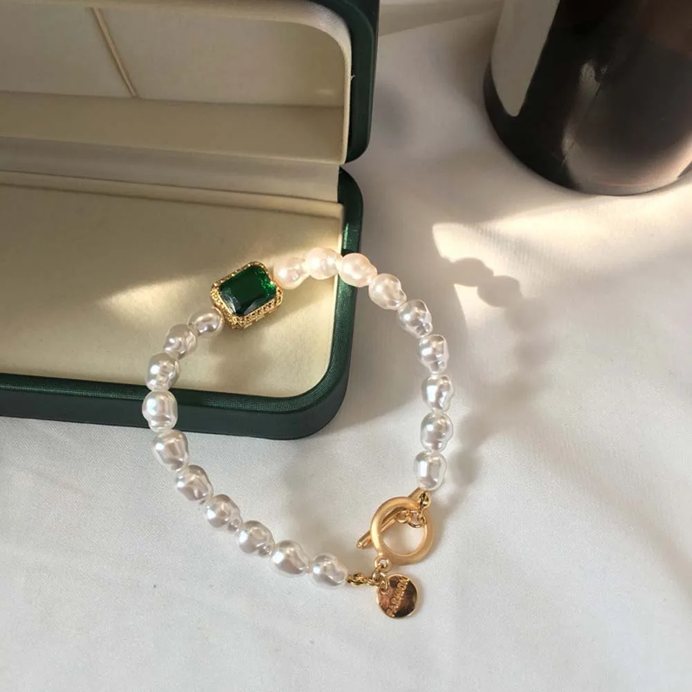 Elegant Freshwater Pearl Bracelet with Green Crystal & Gold-Plated Toggle Clasp