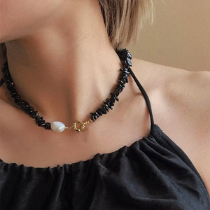 Black Stone Choker Necklace with Freshwater Pearl