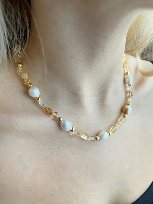 Elegant Freshwater Pearl & Citrine Beaded Necklace – Gold Accents