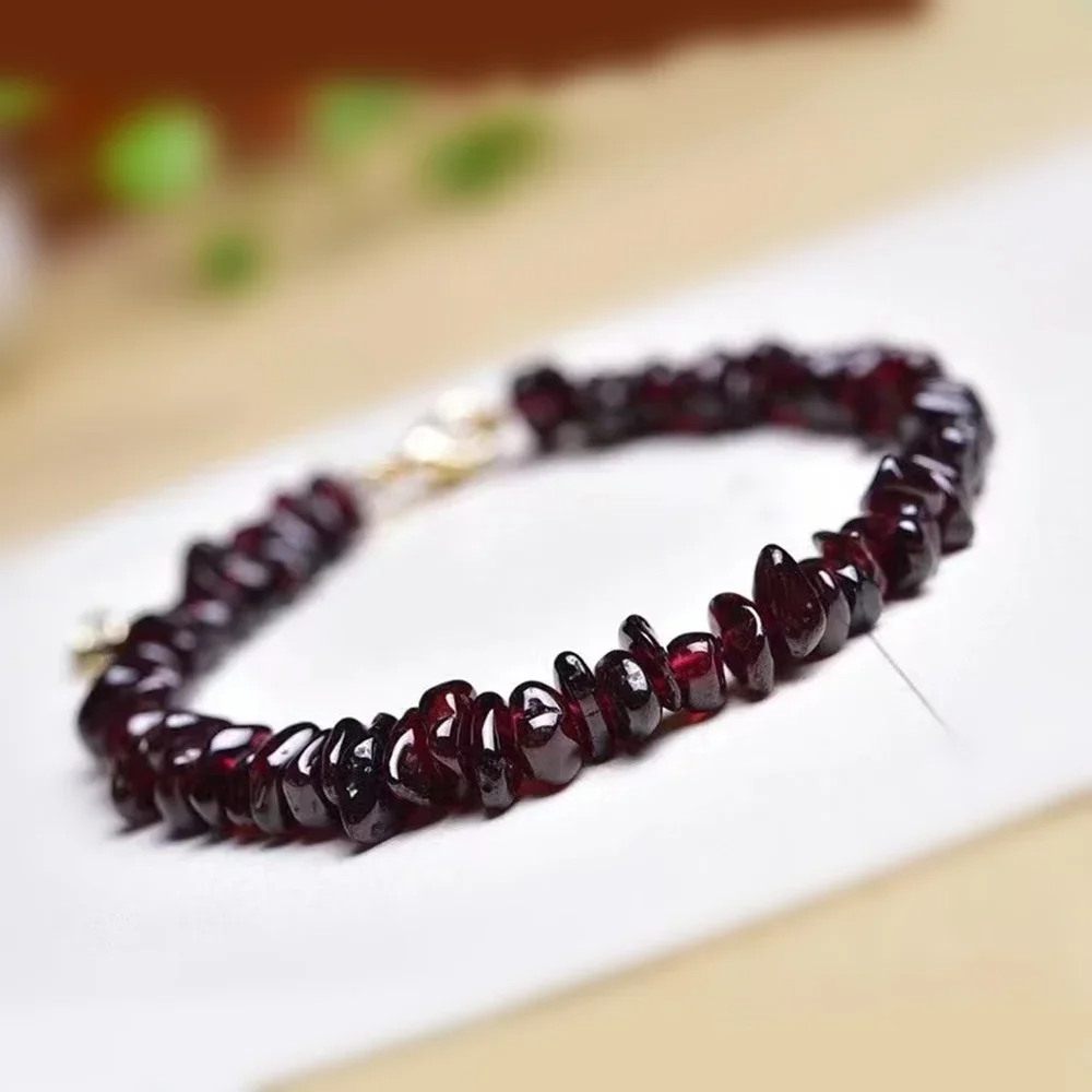 Handmade Natural Garnet Beaded Bracelet – Elegant Red Gemstone Jewelry