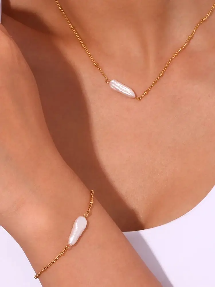 Freshwater Pearl Necklace & Bracelet Set – 18K Gold Minimalist Jewelry for Women