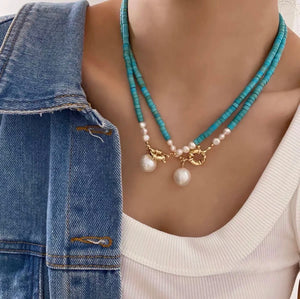 Turquoise Beaded Necklace with Freshwater Pearl Pendant – Gold Accent
