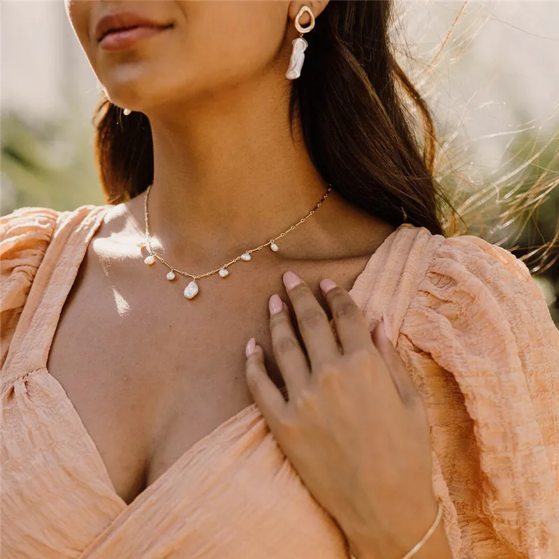 Natural Baroque Pearls Necklace – 18K Gold Plated