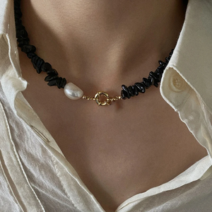 Black Stone Choker Necklace with Freshwater Pearl