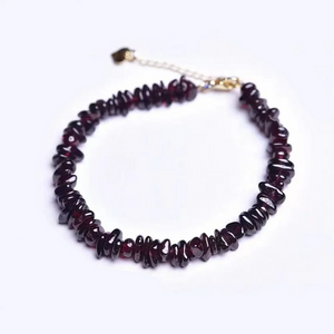 Handmade Natural Garnet Beaded Bracelet – Elegant Red Gemstone Jewelry