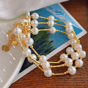Elegant Freshwater Pearl Bracelet with 18K Gold-Plated Accents