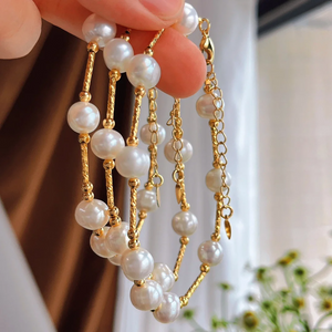 Elegant Freshwater Pearl Bracelet with 18K Gold-Plated Accents