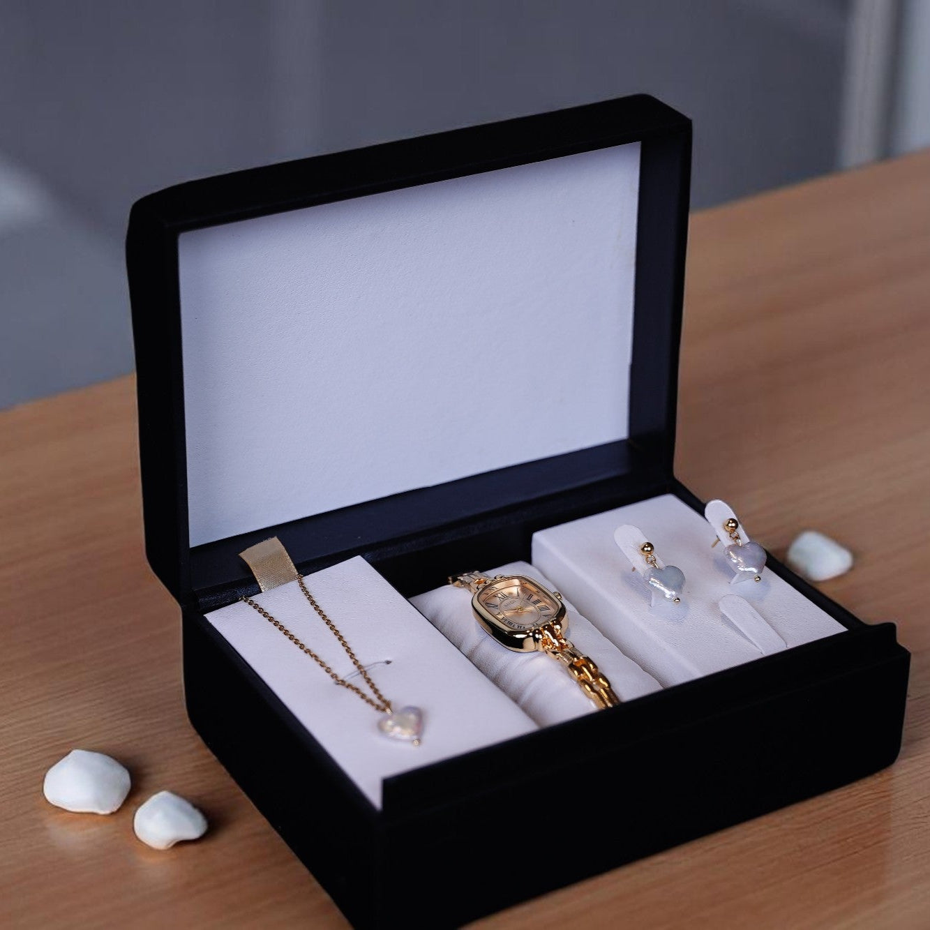 Luxury Heart Jewelry Gift Set – Freshwater Pearl Pendant, Watch & Earrings