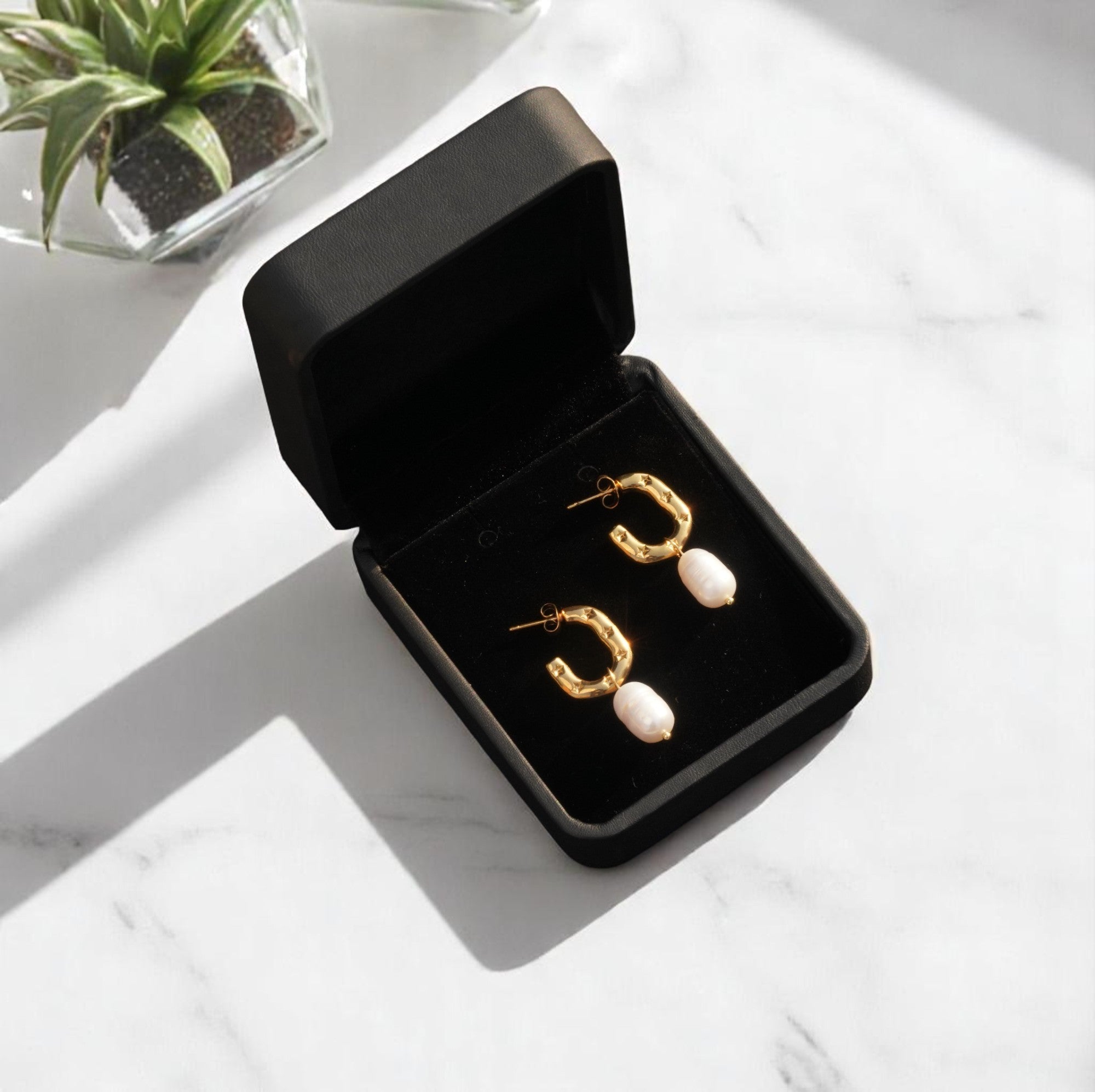 Urban Gear Freshwater Pearl Gold-Plated Hoop Earrings