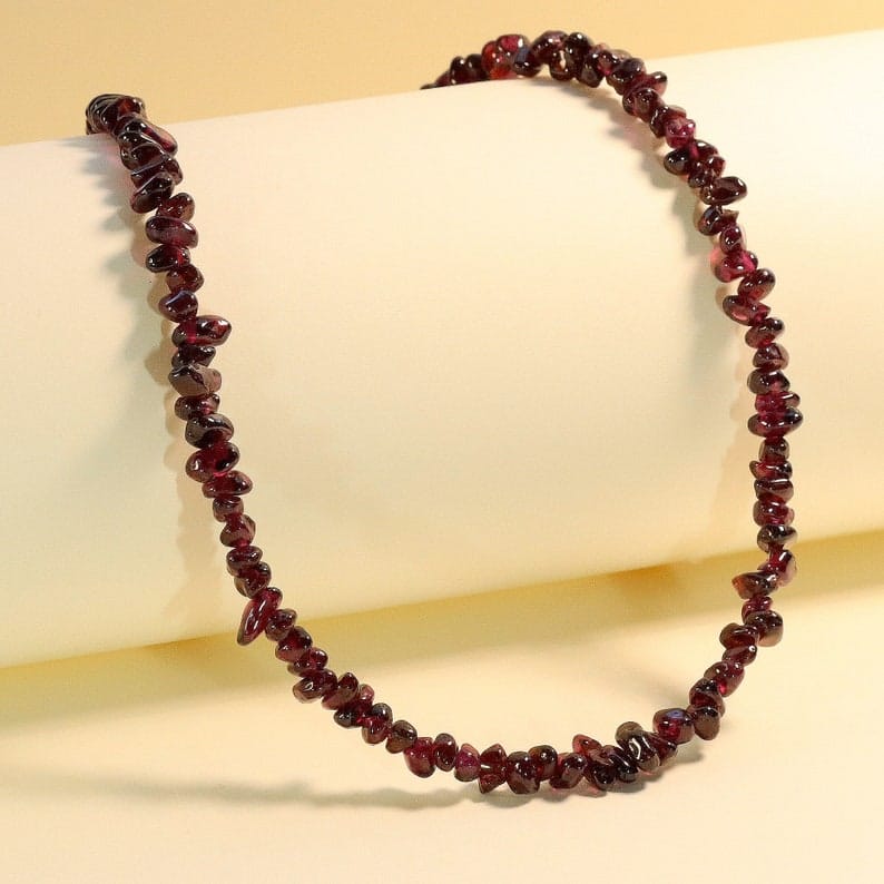 Elegant Natural Garnet Necklace – Handmade Red Gemstone Beaded Jewelry