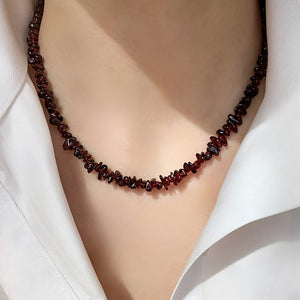 Elegant Natural Garnet Necklace – Handmade Red Gemstone Beaded Jewelry