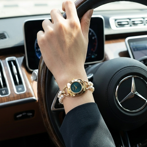 Luxury Freshwater Pearl Bracelet Watch with Green Dial