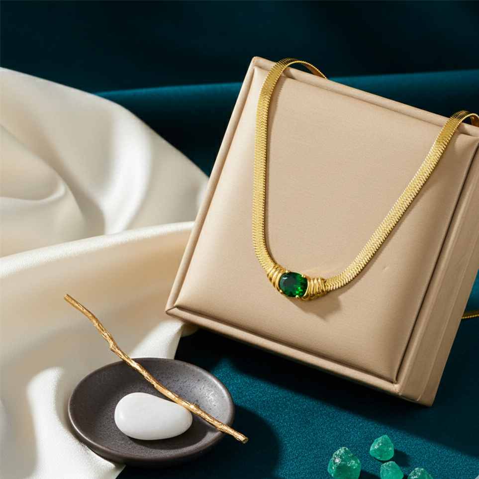 18K gold-plated necklace with green oval gemstone – Urban Gear Jewelry
