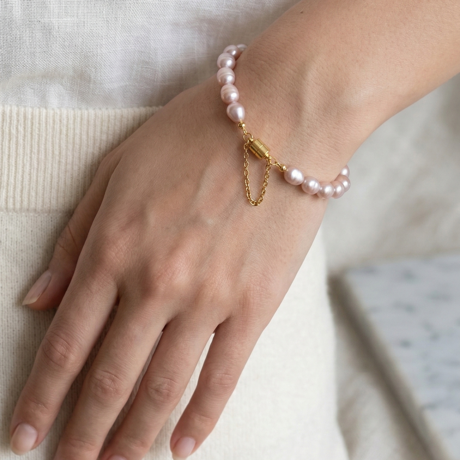 Pink freshwater baroque pearl bracelet for women
