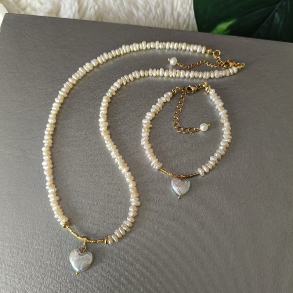 Freshwater Pearl Necklace & Bracelet Set with Heart Pendant – 18K Gold-Plated