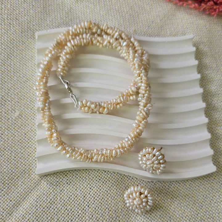 Handcrafted freshwater pearl necklace and earrings set – timeless luxury jewelry by Urban Gear