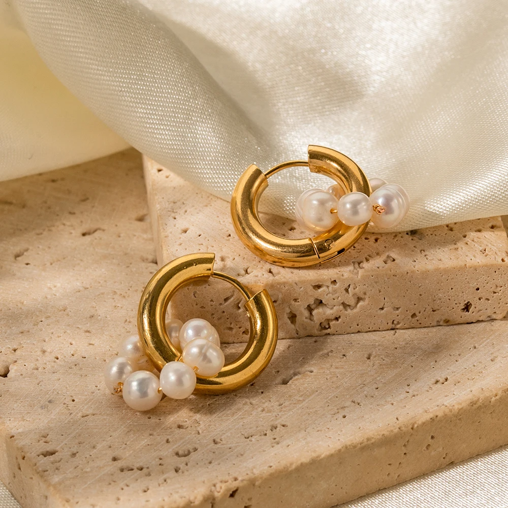 Gold-Plated Hoop Earrings with Freshwater Pearls | Elegant Jewelry | UG