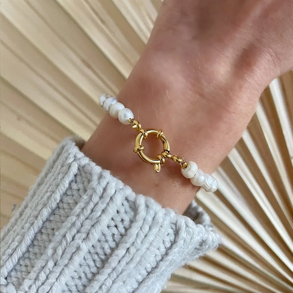 Freshwater Pearl Bracelet with 18K Gold-Plated Toggle Clasp-Urban Gear
