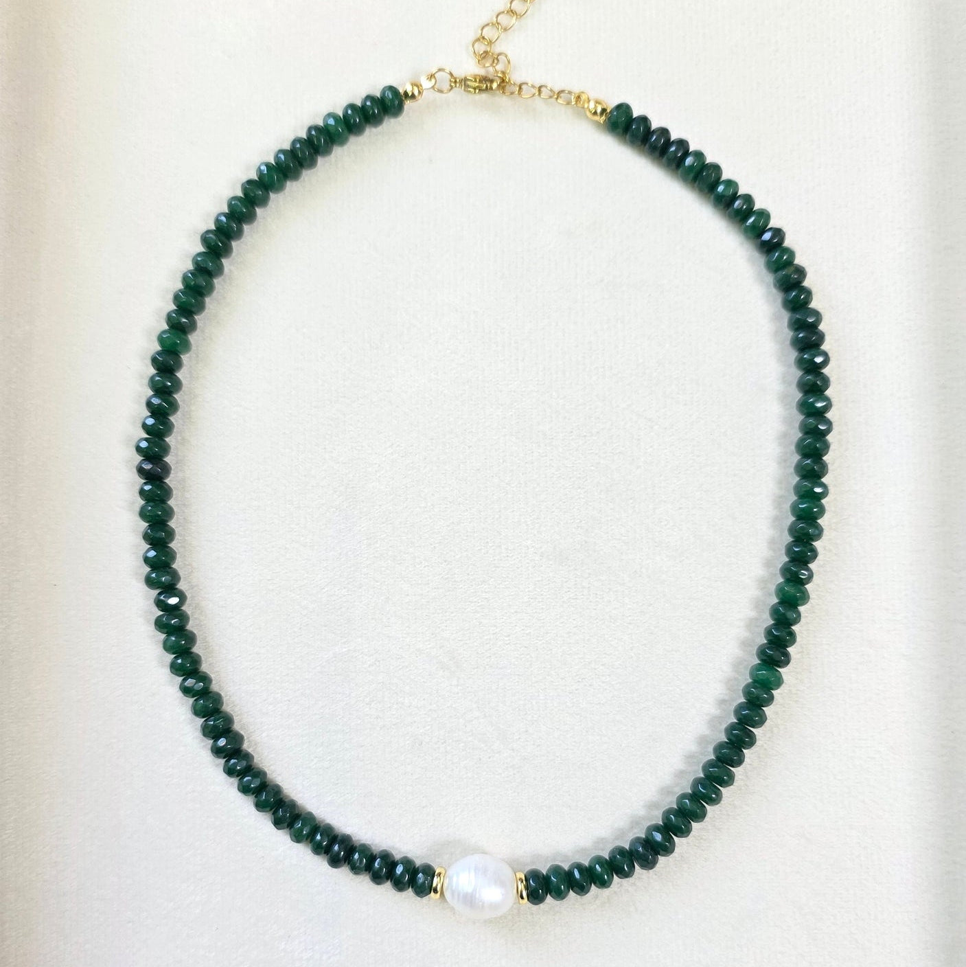 Green aventurine necklace set with freshwater pearl and matching earrings