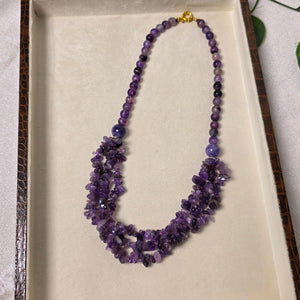 Natural amethyst chip necklace with round beads – handmade purple gemstone necklace
