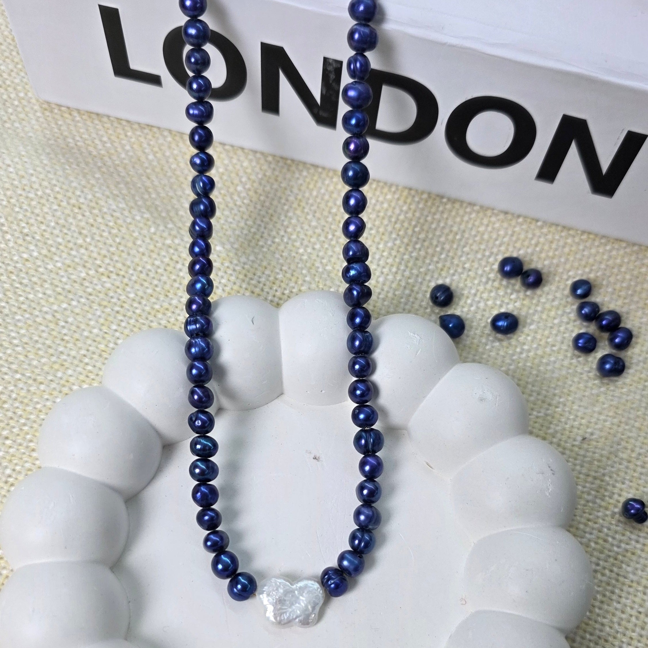 Blue freshwater pearl necklace and bracelet set for women