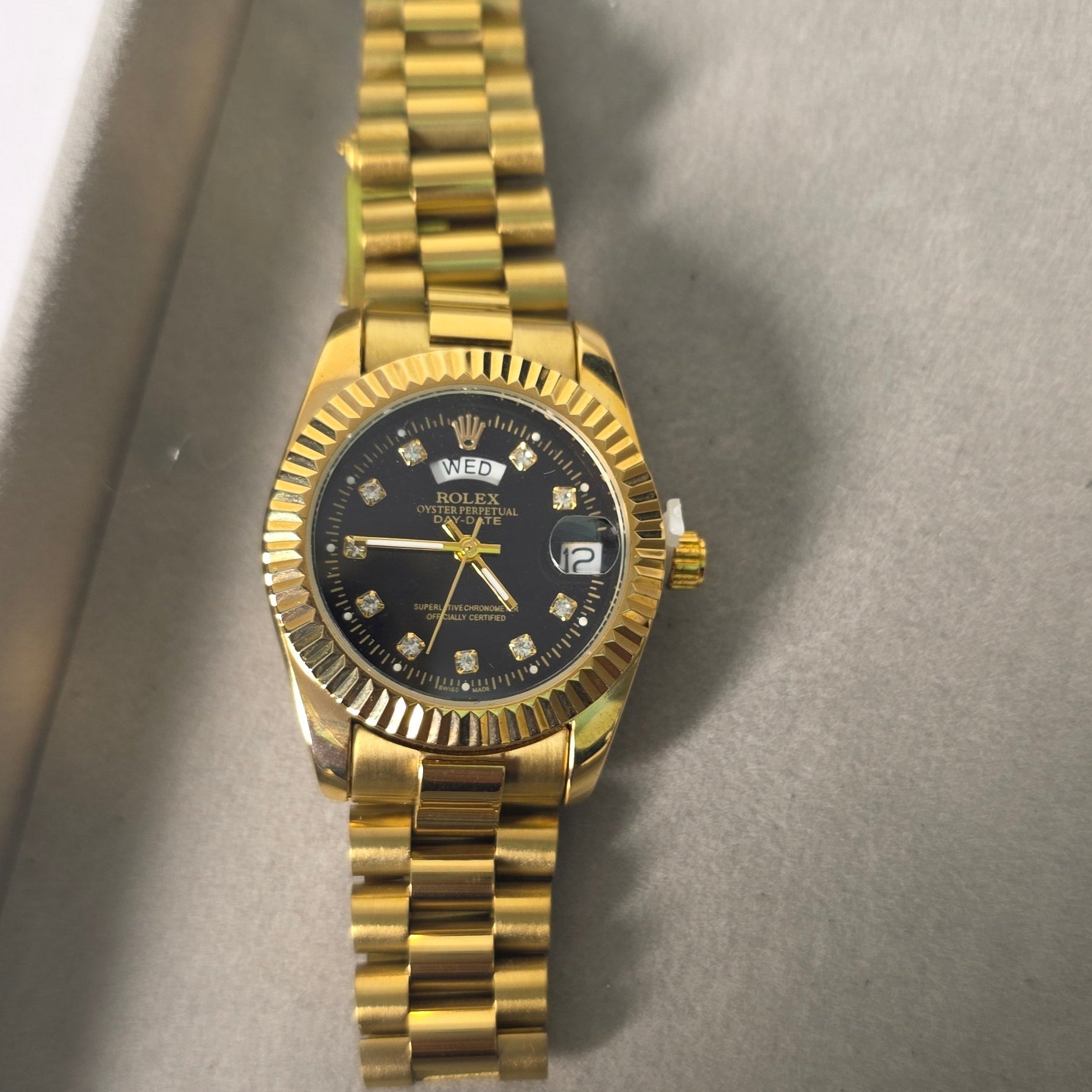 luxury ladies watch pakistan