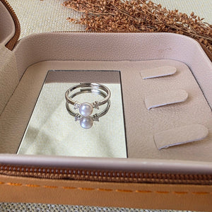 Minimal chandi ring with freshwater pearl