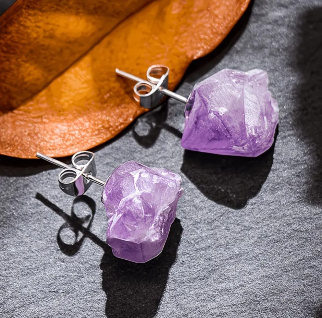 Natural amethyst raw stone stud earrings in purple with approximately 2 cm length