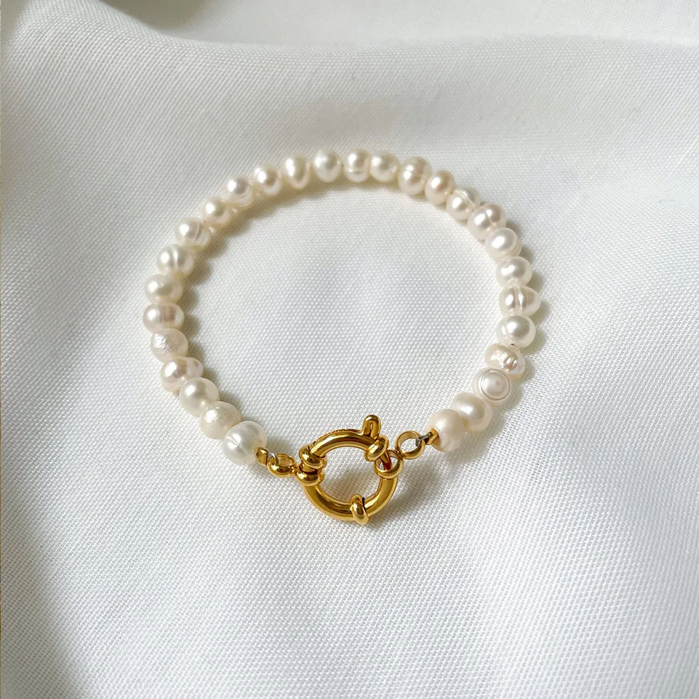 Freshwater Pearl Bracelet with 18K Gold-Plated Toggle Clasp-Urban Gear