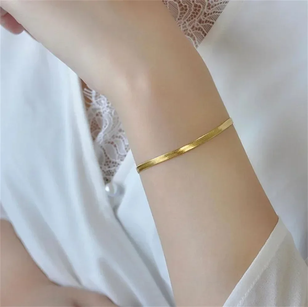 Elegant 18K Gold Flat Snake Bracelet – Minimalist Jewelry