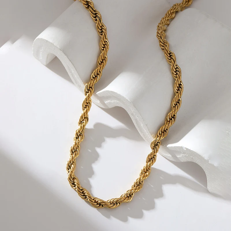 18K Gold-Plated Rope Chain Necklace – Adjustable, Unisex, Tarnish-Resistant