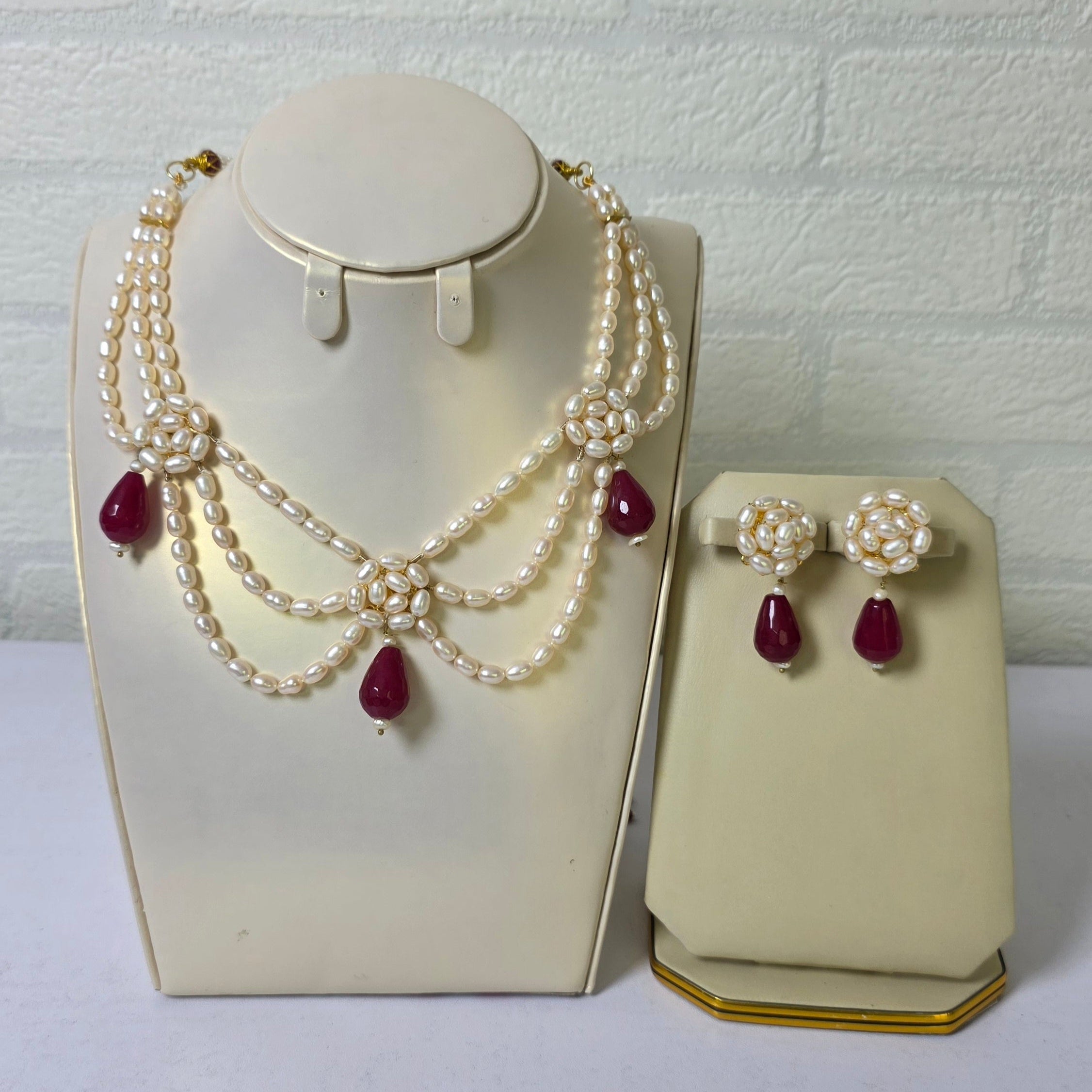 Pearl ruby-accent necklace and earrings set by Urban Gear