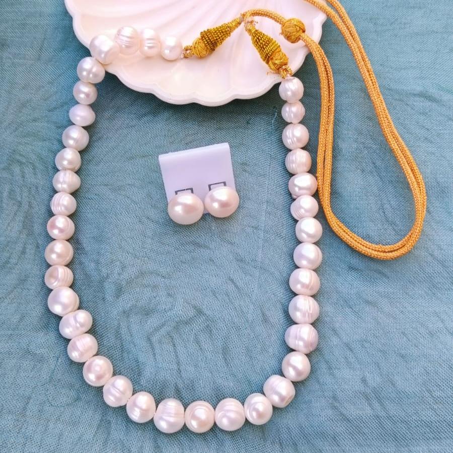 Classic Freshwater Pearl Necklace & Earring Set Urbangear