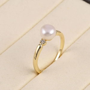 Classic Gold-Plated Pearl Ring with Crystal Accents