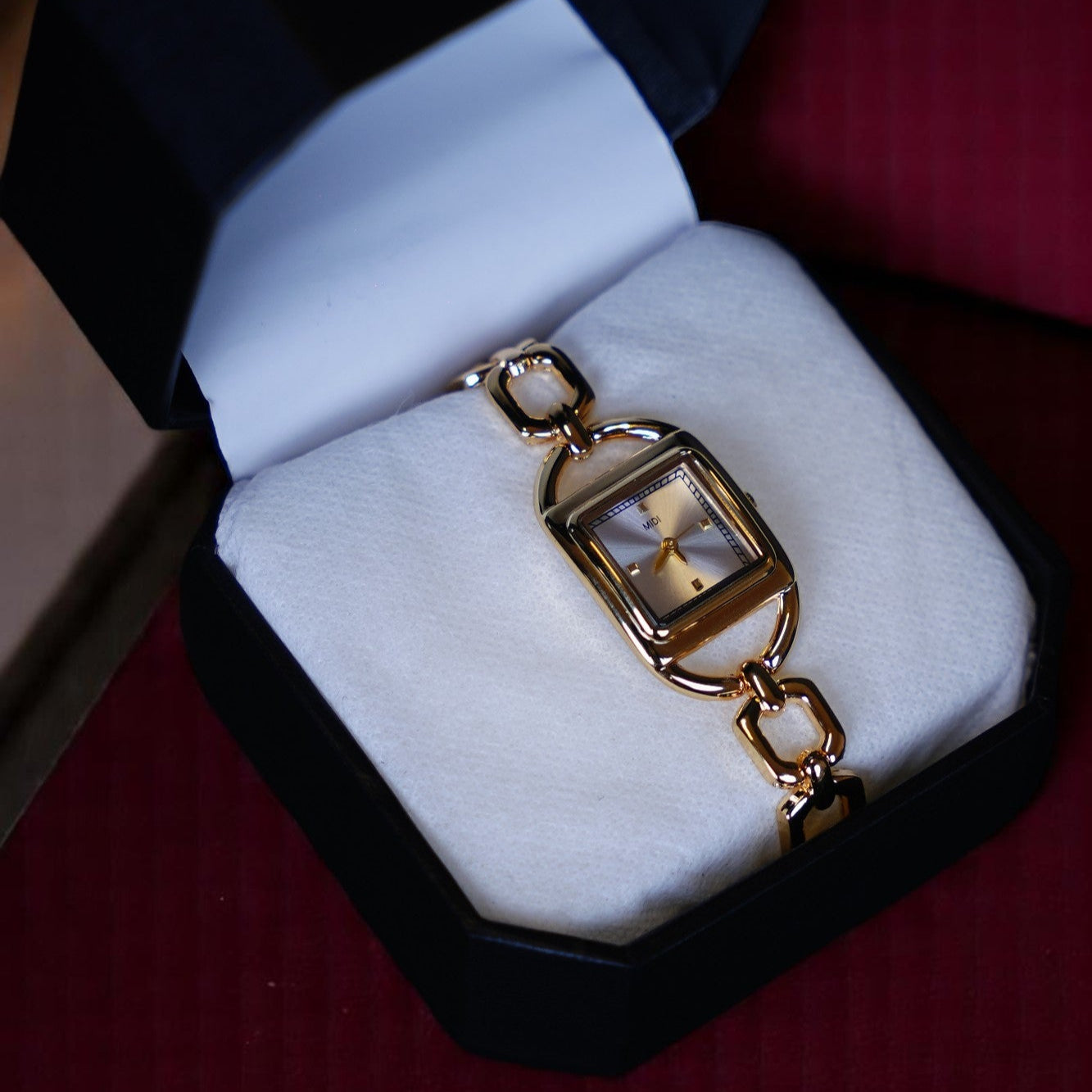 Luxury Gold Women's Bracelet Watch