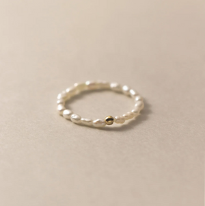 Elegant Freshwater Pearl Ring