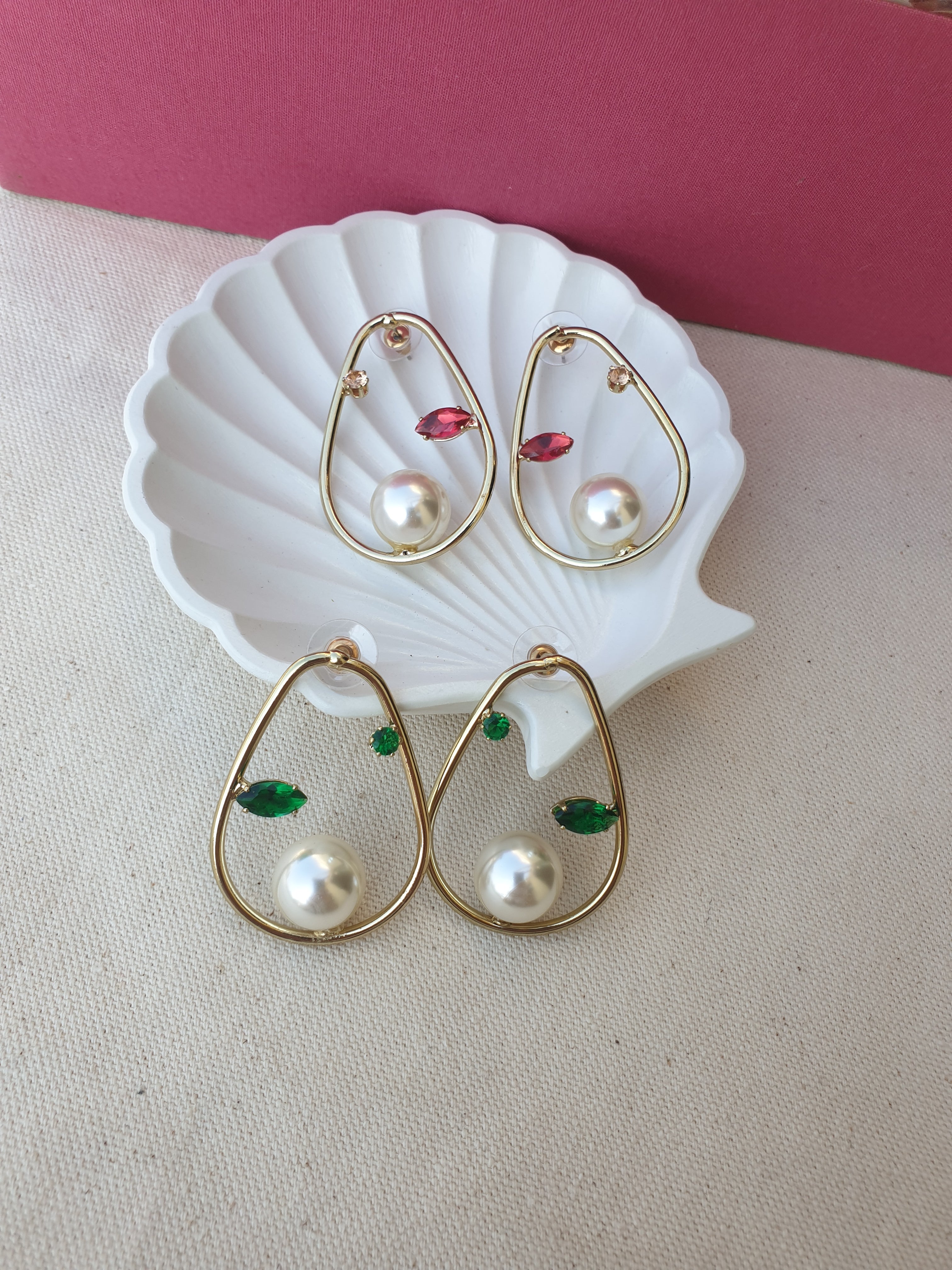 Glossy Pearl Earrings Urbangear