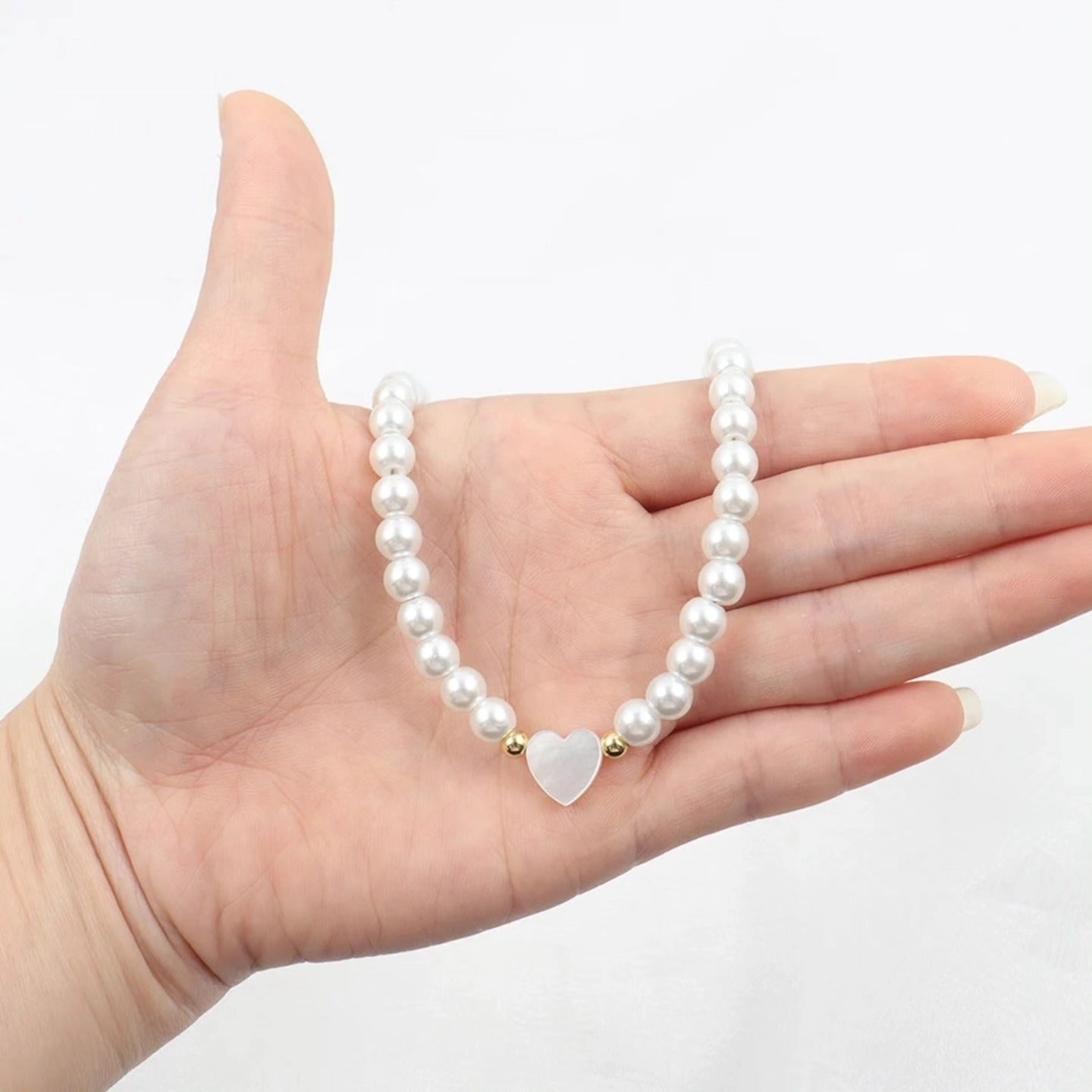 Natural Shell Heart Necklace with Imitation Pearls Urbangear