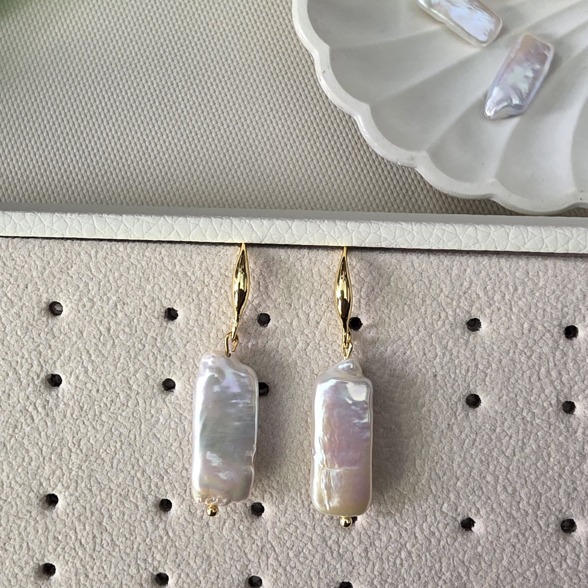 Rectangular freshwater pearl earrings with gold hooks on display card – Urban Gear