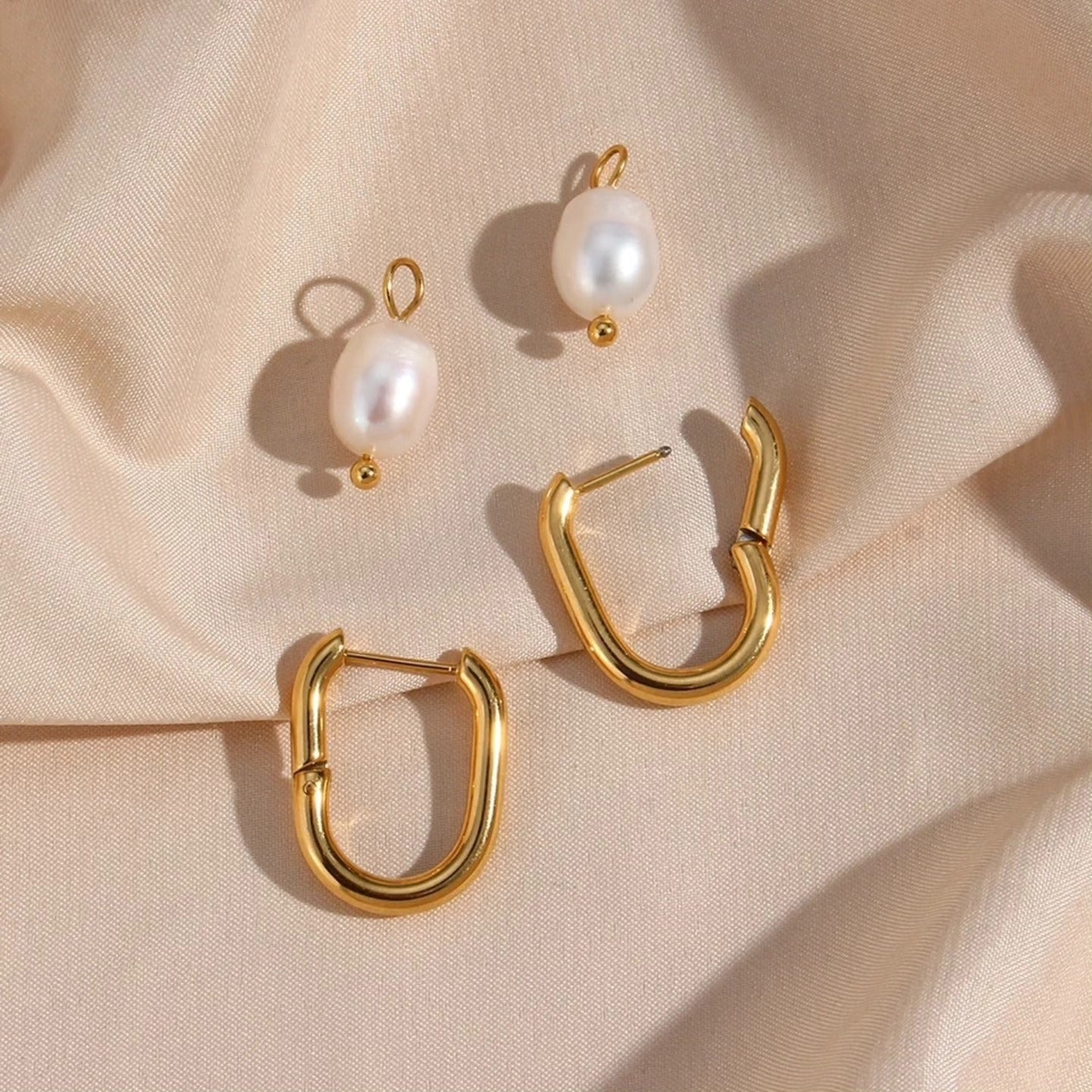 U-Shaped Freshwater Pearl Earrings Urbangear