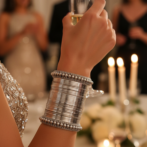 Elegant silver mirror-polished bangles set – minimalist modern jewelry by Urban Gear