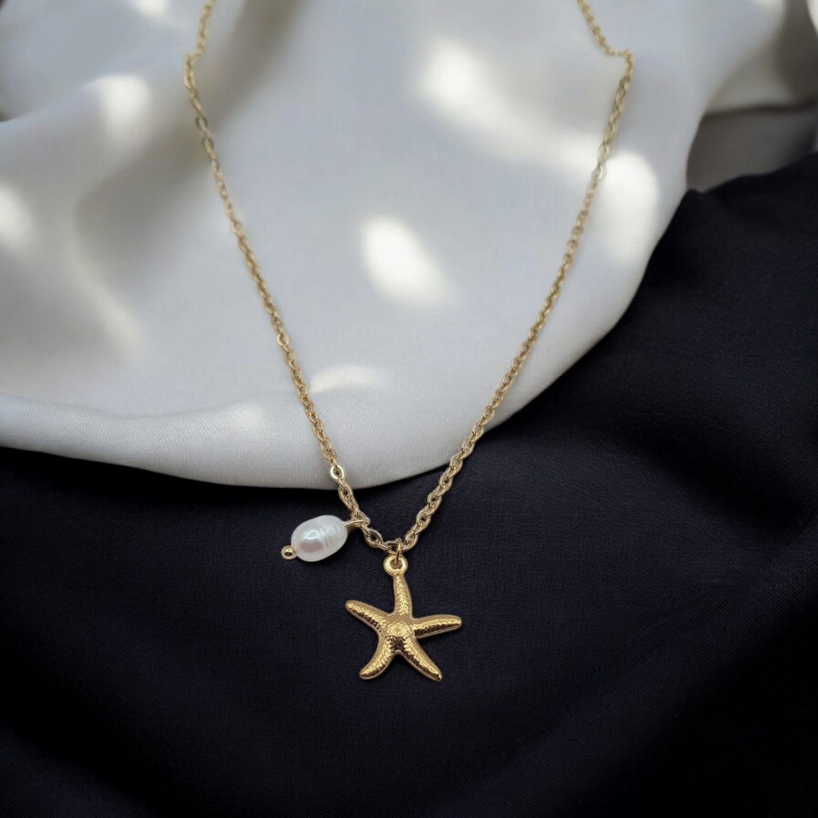 18K Gold-Plated Starfish Pendant Necklace with Freshwater Pearl